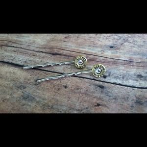 Bullet bobby pins