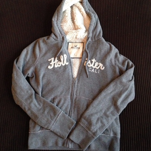 Hollister furry inside sweatshirt size large