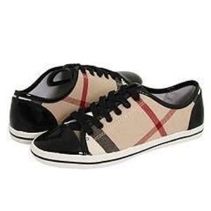 🚫SOLD🚫 Burberry check sneakers