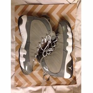 AIR JORDAN 9 RETRO (GS) "COOL GREY"