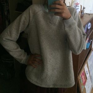 Geometric patterned grey sweatshirt