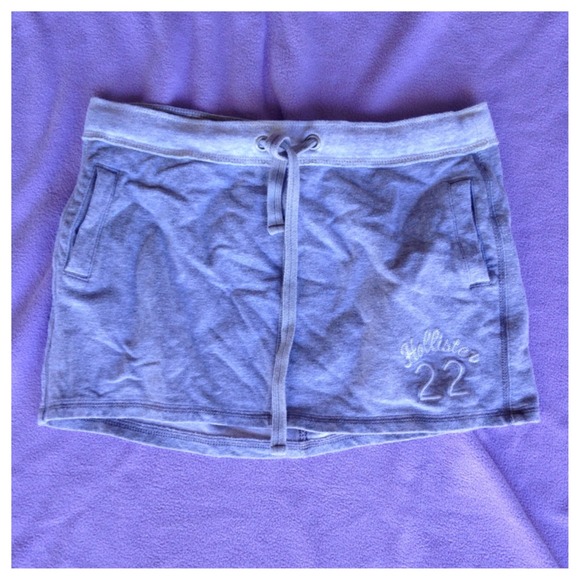 Hollister stretchy sweat skirt size XSMALL