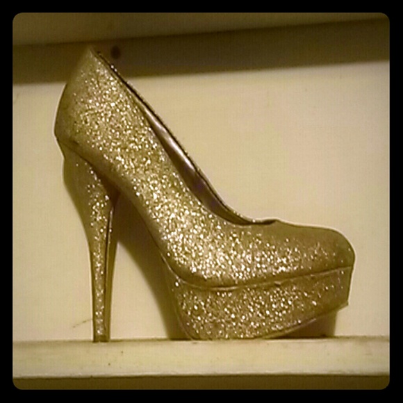 Sparkle gold heels