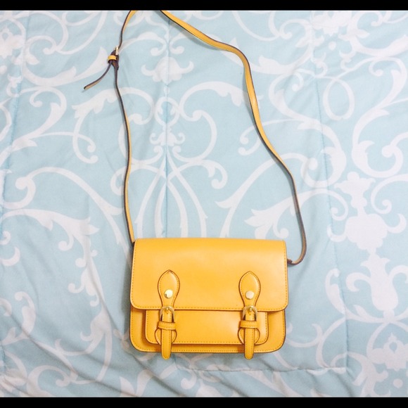Steve by Steve Madden "Mustard Yellow" bag