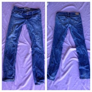 Hollister Skinny Jeans size 7 regular