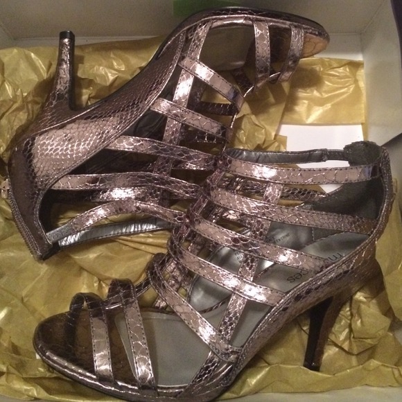New scale heels