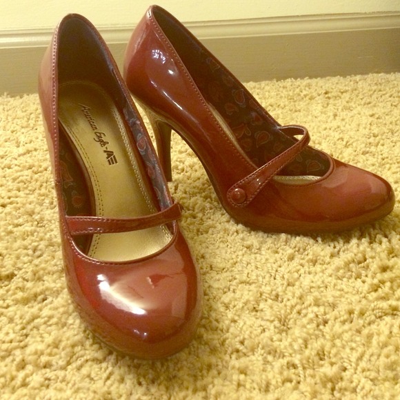 🎉HP🎉 Brand New Mary Jane Pumps Heels