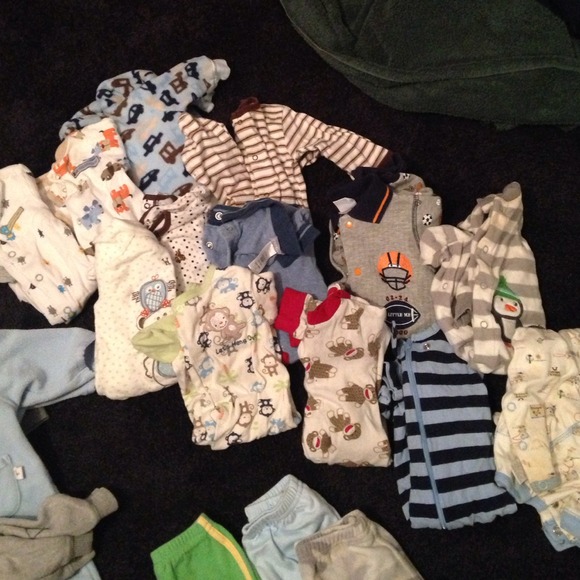 baby clothes - Picture 2 of 4
