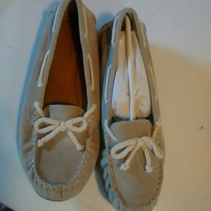 Nine West moccasins