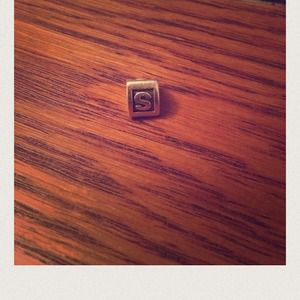 Padora Charm letter "S"