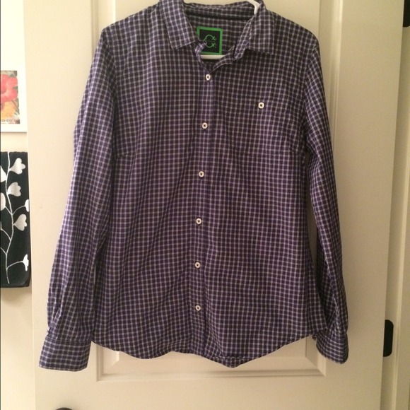 C. Wonder button up