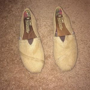 Canvas Toms