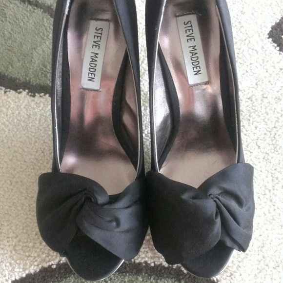 ❤❤ Metallic Silver Bonnie Platform Pump - Picture 3 of 4