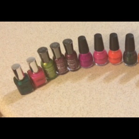 Bundle of 14 Nail Polish w/2 Bonus Gifts - Picture 2 of 4