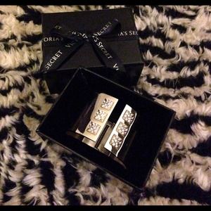 Victoria Secrets cuff brandnew