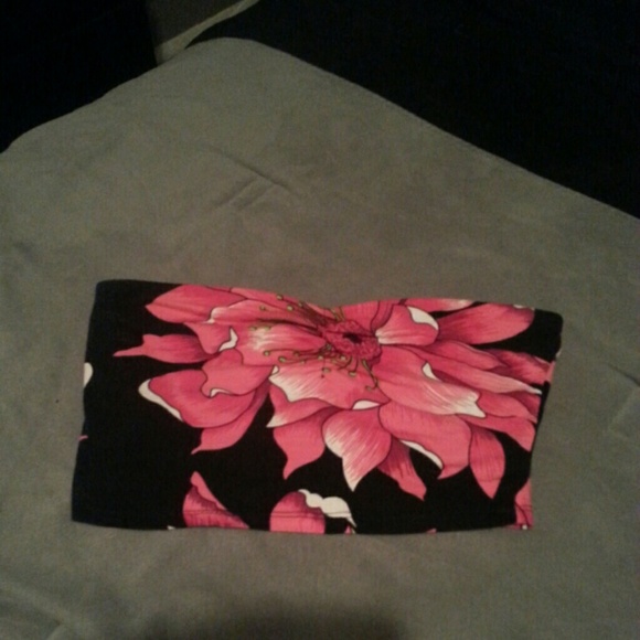 Flower crop top