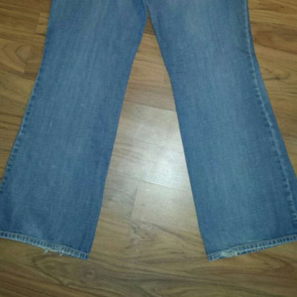 ✔SOLD IN BUNDLE - Picture 3 of 4