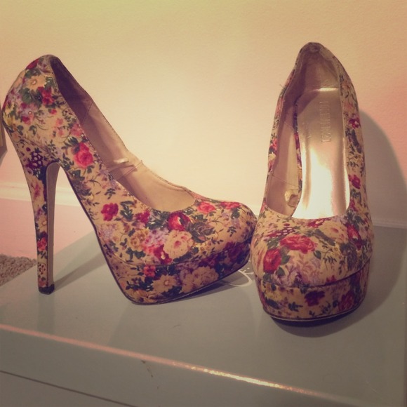 Floral print 5 inch heels