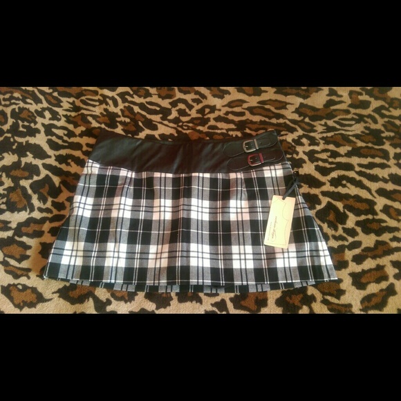 NWT TARTAN SCHOOL GIRL SKORT/MINI SKIRT