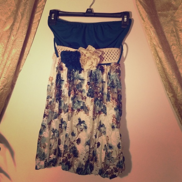 teal very pretty strapless dress