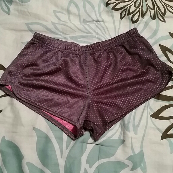 Charcoal/Pink Short Workout shorts