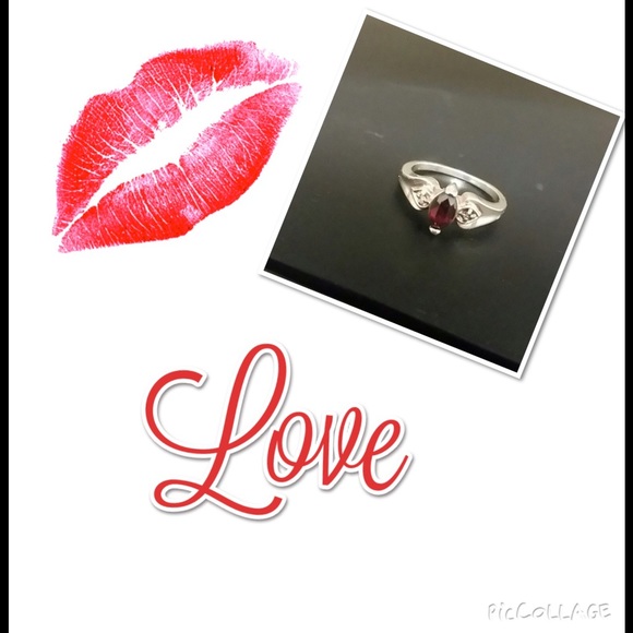 Sterling  silver ring with ruby stone ring💍