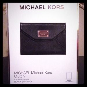 *NWT* iPad Mini Michael Kors Clutch case