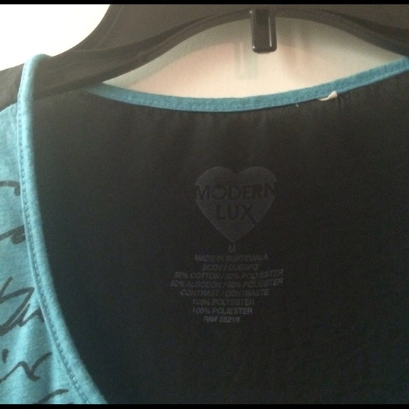 Modern Lux Fashion Top - Picture 2 of 3