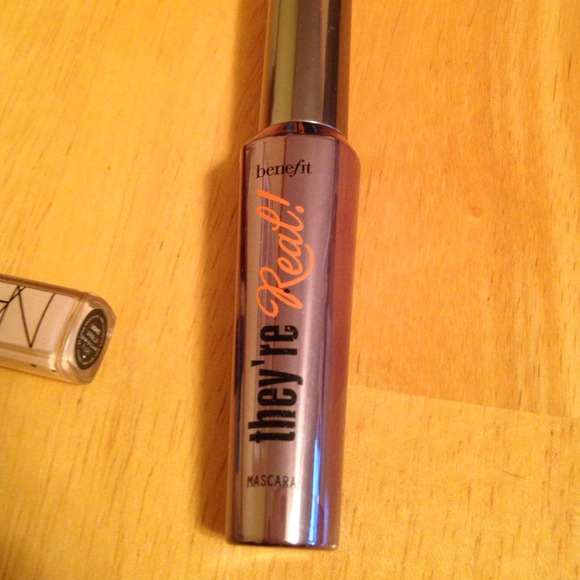 They're real Mascara by Benefit