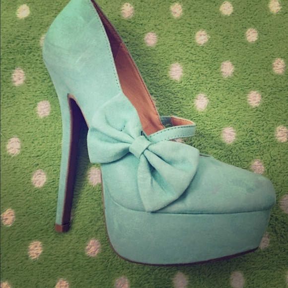 Mint Bow-Tie High Heels