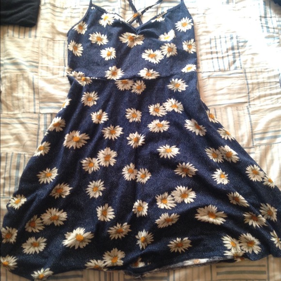 Urban outfitters daisy dress