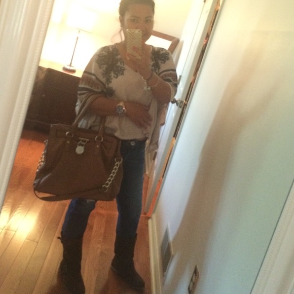 Handbag - Picture 2 of 3