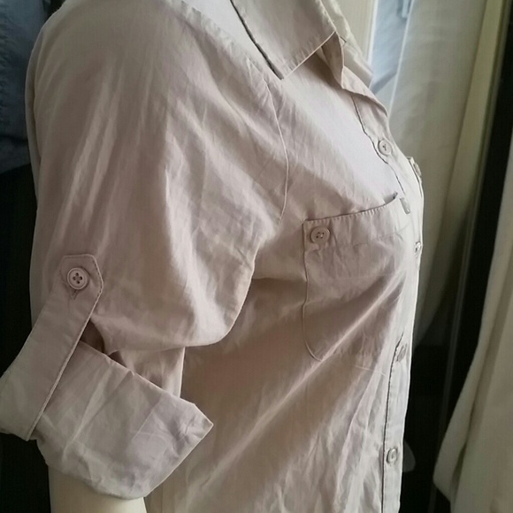 Tan button down shirt Derek heart medium - Picture 4 of 4