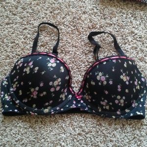 Victoria's secret bra