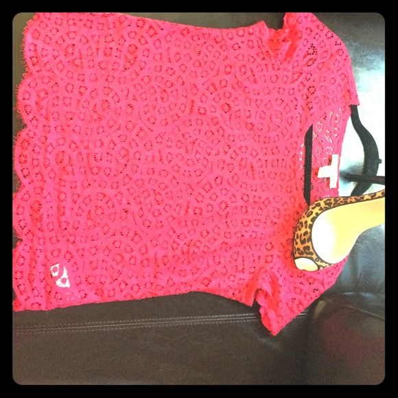 TRADED .... Pink Chic Laced Blouse