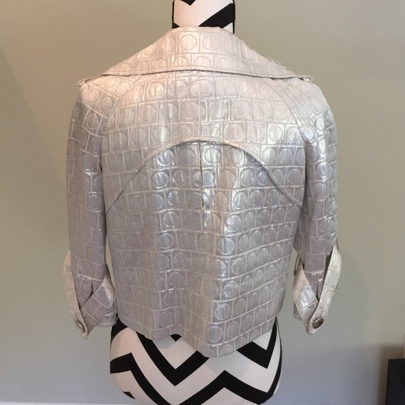 🎉Sale🎉 Cache Silver Jacket - Picture 2 of 3