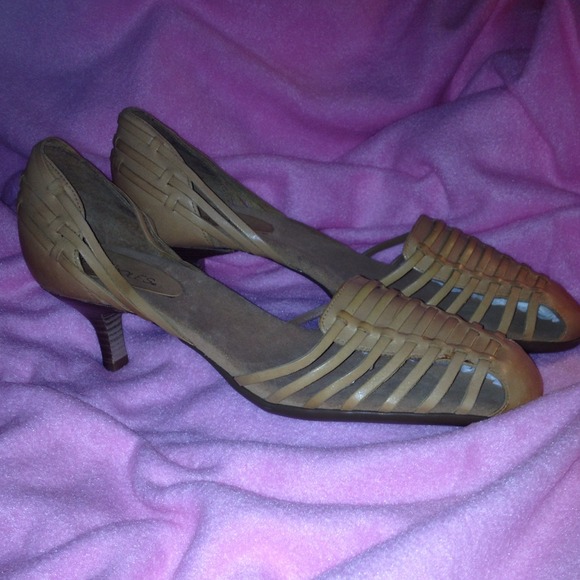 Tan Sandal