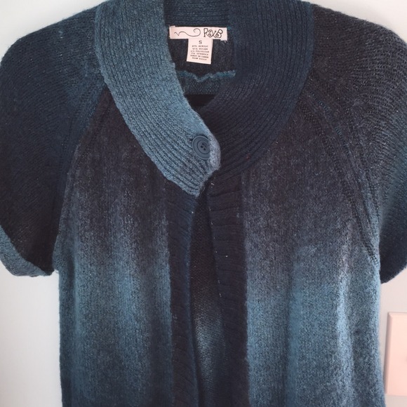 Blue Ombré short sleeve sweater cardigan - Picture 2 of 3
