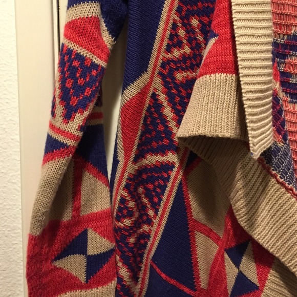 Flowy Sweater - Picture 2 of 2