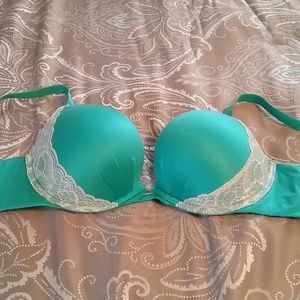 Victoria's Secret bra BUNDLE!! 2 bras
