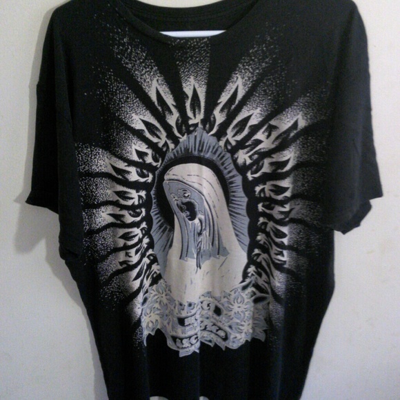 MENS TEE SHIRT
