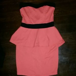 Orange/black pelum dress
