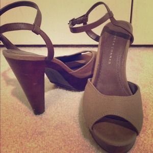 Olive and brown peep toe pumps