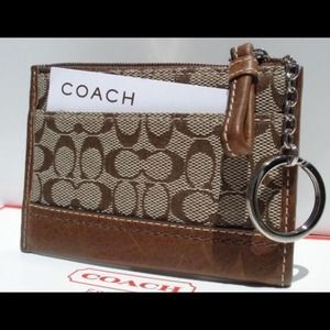 Coach change wallet
