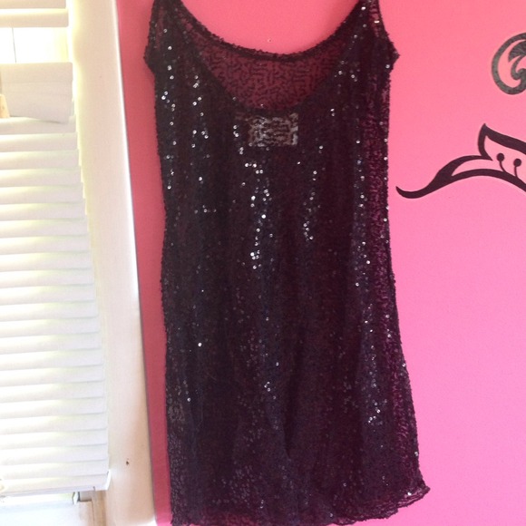 Long sequenced top - Picture 3 of 4