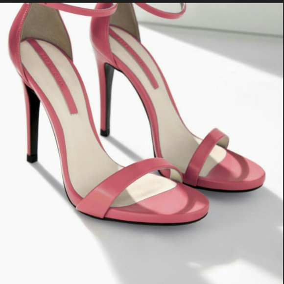 Zara Shoes - ⛔SALE⛔Zara heels with narrow ankle strap