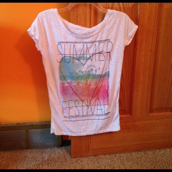 Aero white tee
