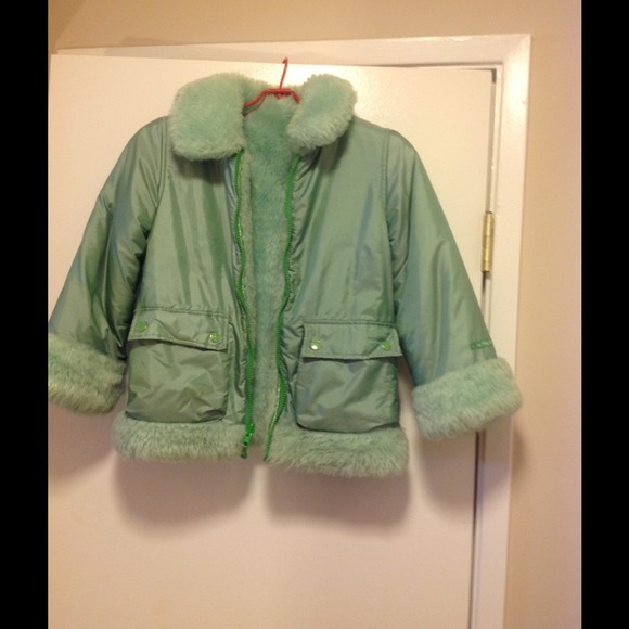 👼👶🌟✨Girls green jacket👍👍👌👌👭🎀🎀💞
