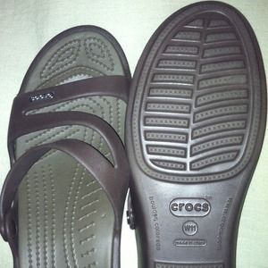 Crocs Sandals - chocolate brown - size 11