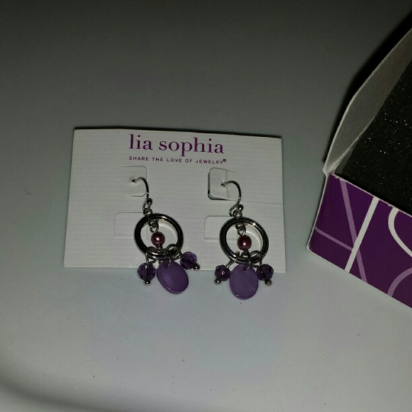 Lia sophia purple dangle earrings